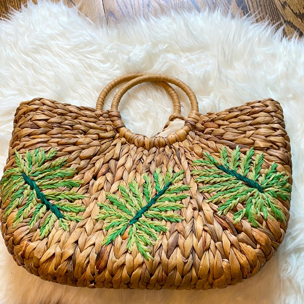 Straw Studios palm leaves purse - Picture 3 of 11